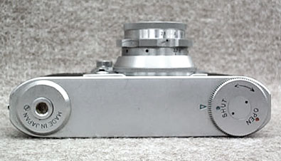 Minolta-35 Model II baseplate